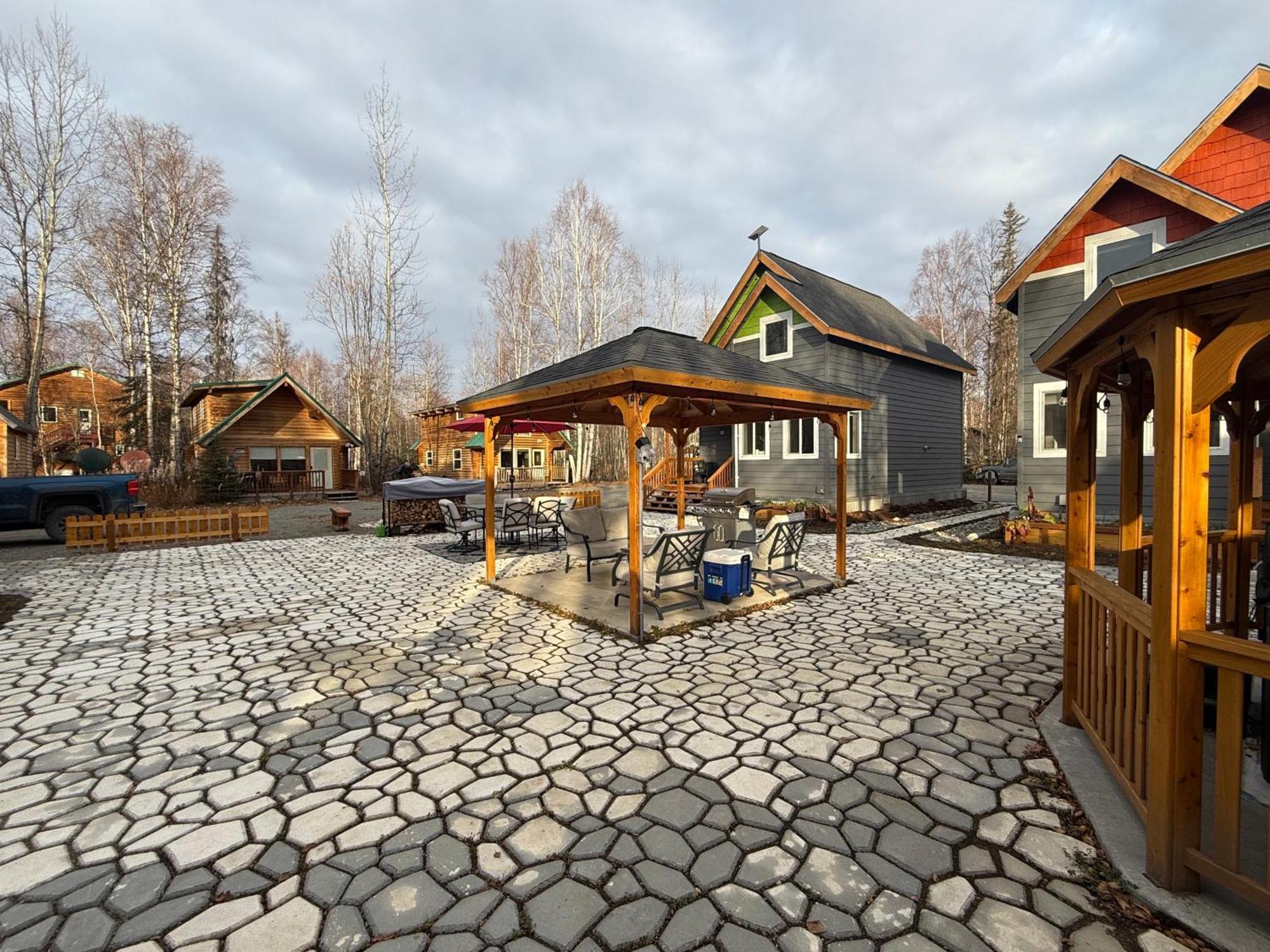 Talkeetna Log Cabin With Hot Tub Unit 1 Eksteriør billede