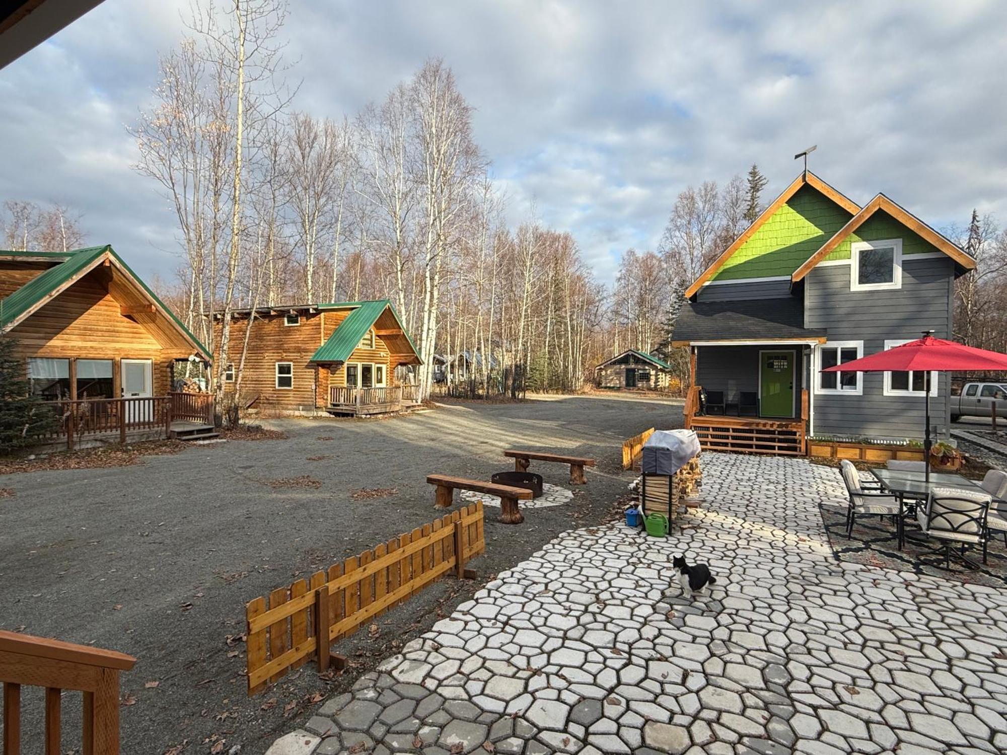 Talkeetna Log Cabin With Hot Tub Unit 1 Eksteriør billede