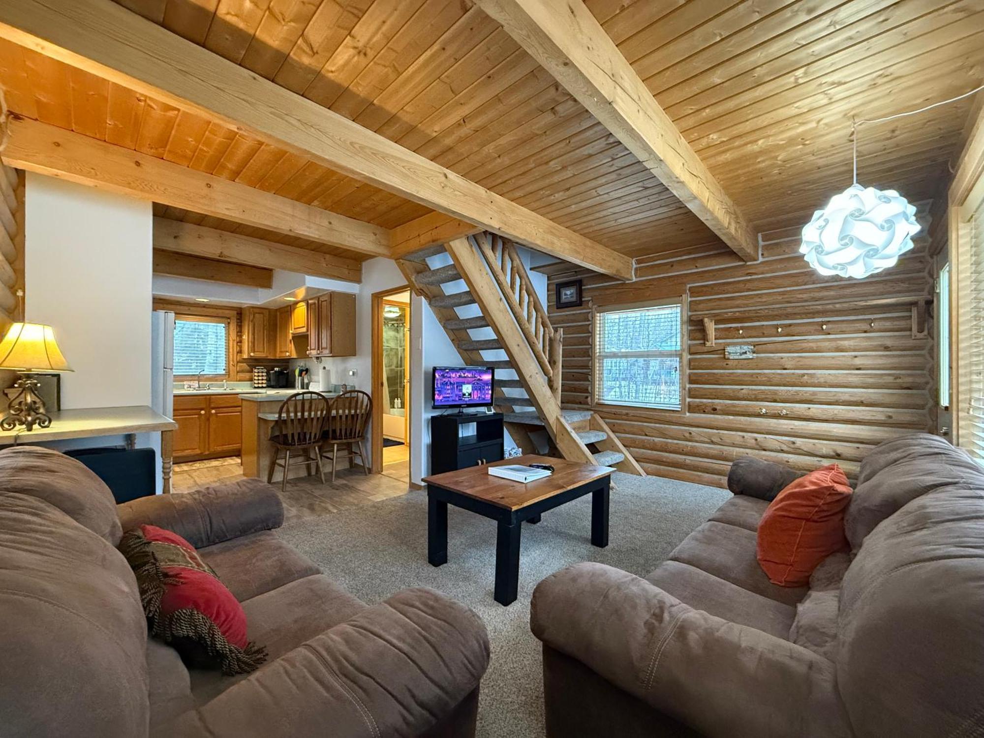 Talkeetna Log Cabin With Hot Tub Unit 1 Eksteriør billede